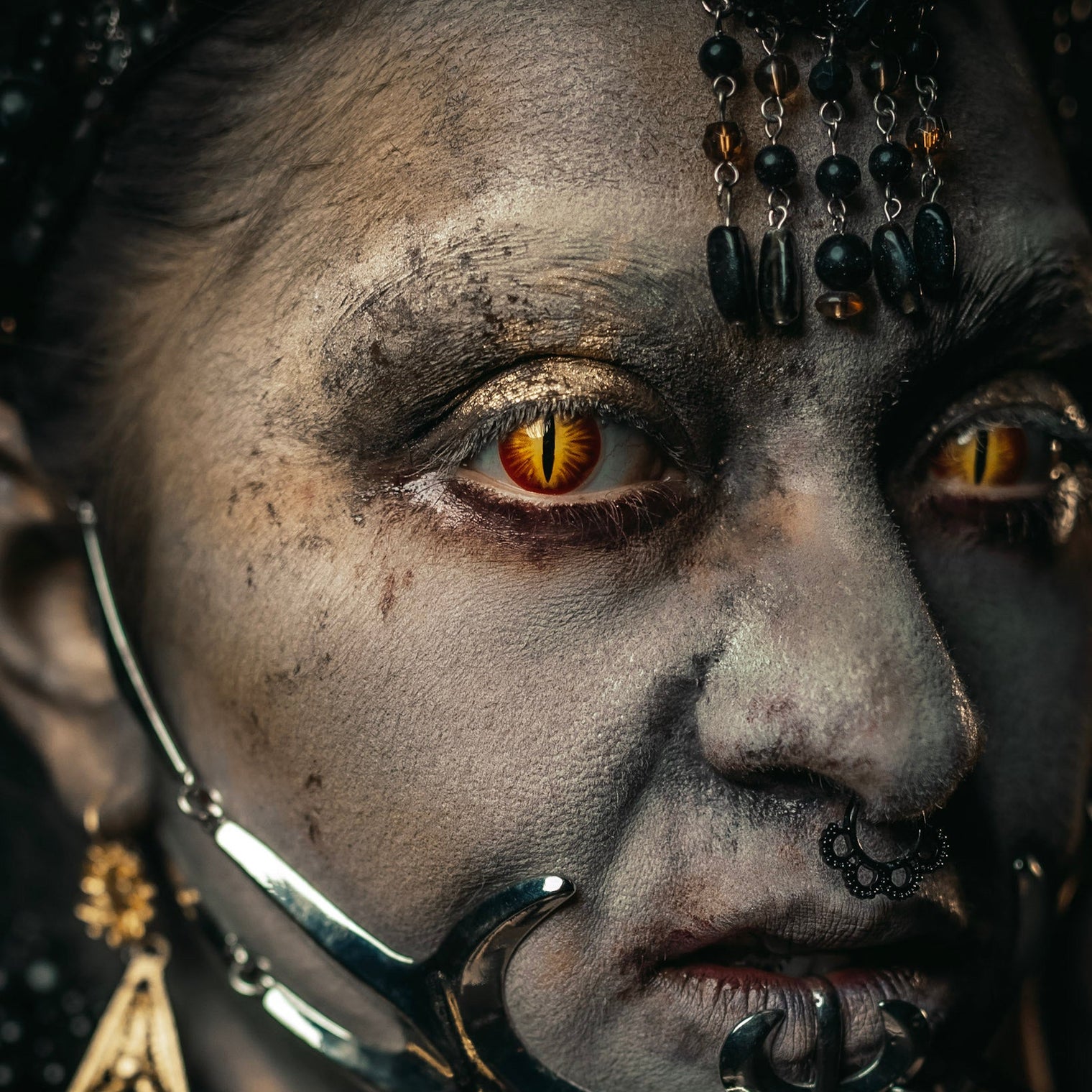 Sweety Crazy Red Demon Eye / Cat Eye (New) (1 lens/pack)-Crazy Contacts-UNIQSO