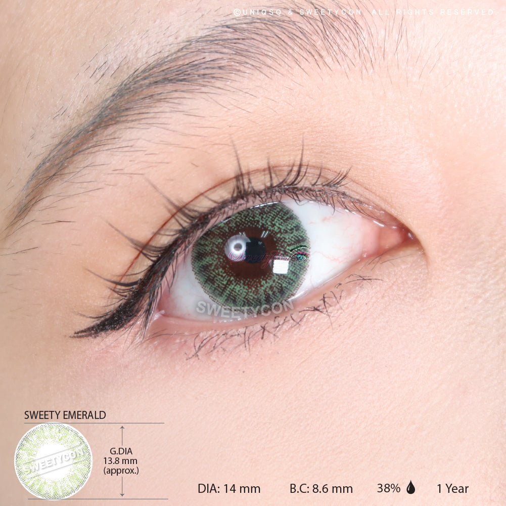 Sweety Emerald colored contacts