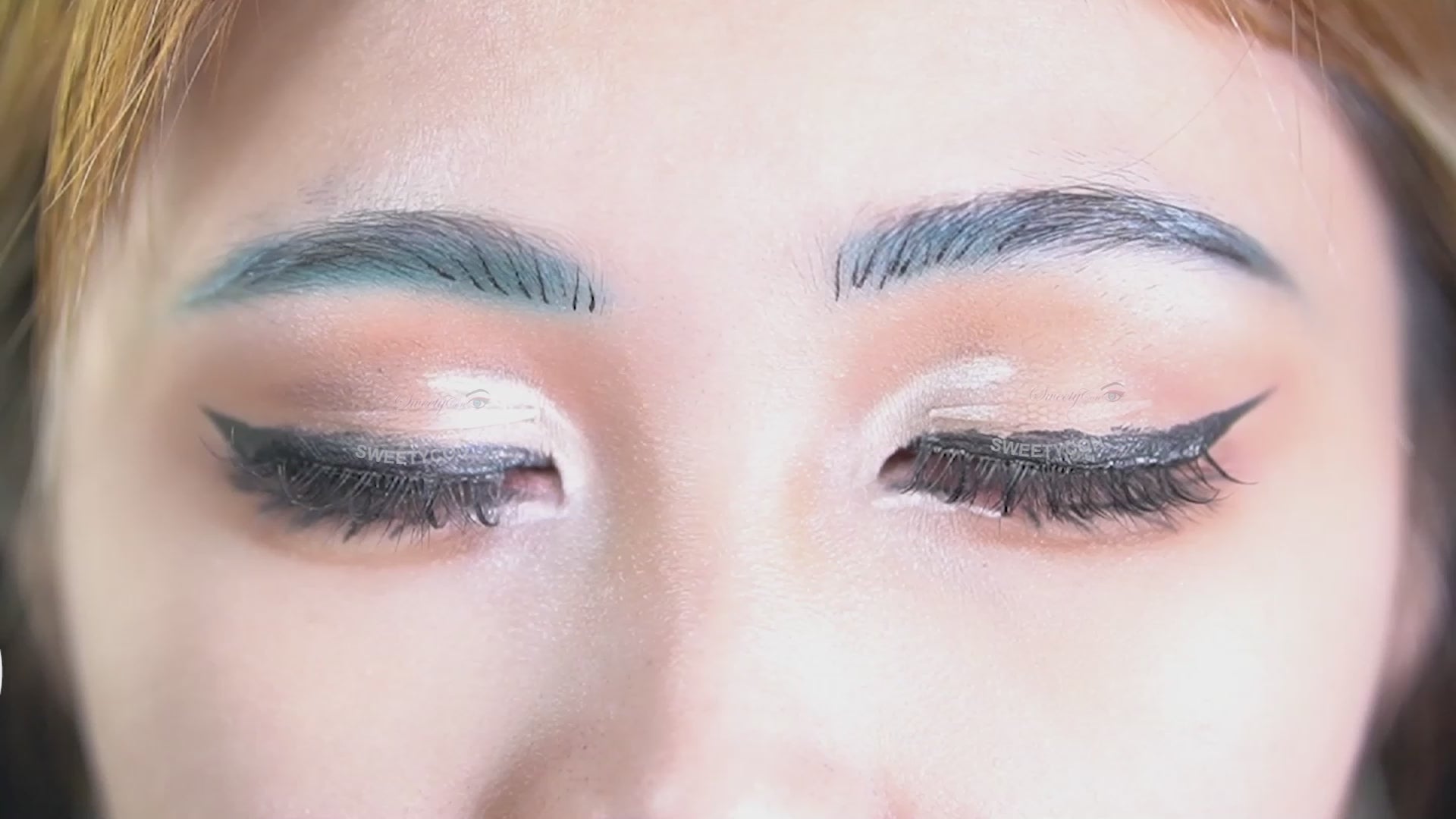 Sweety Hydro Marine | Blue Gradient Cosplay Colored Contacts – UNIQSO