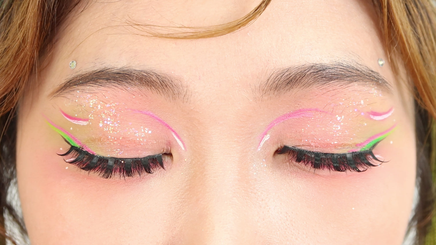 Fake Eyelashes - Devil’s Wink